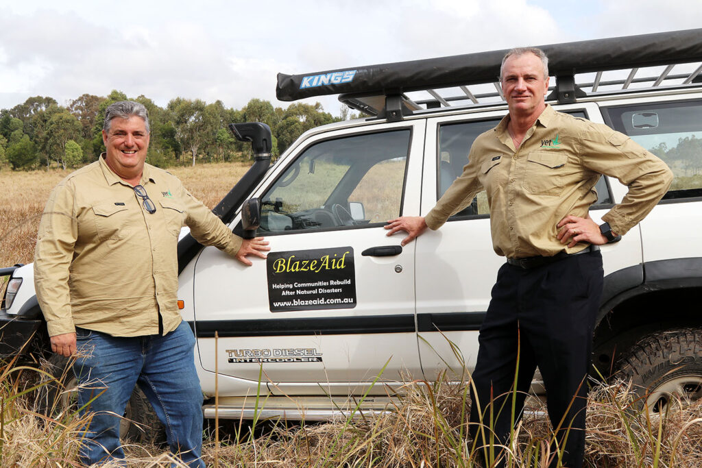 Shane Platell, Woodstock Coordinator for YET, with Ian Frame, CEO of Youth Enterprise Trust attending the BlazeAid fence repair on Woodstock