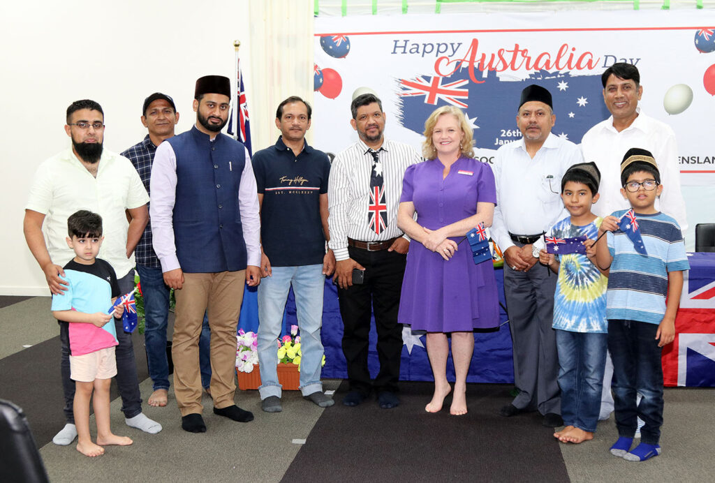 Cr Laurie Koranski with Imam Mohammad Atae Rabbi Hadi and guests