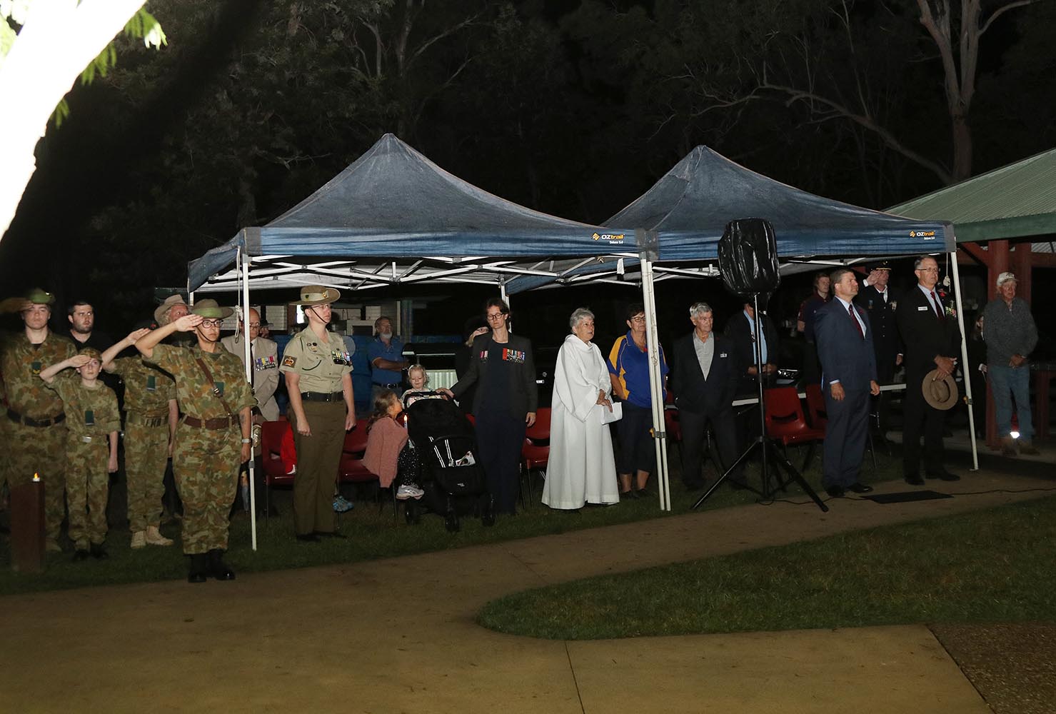 Dawn Service In Tamborine For Anzac Day Tamborine Bulletin